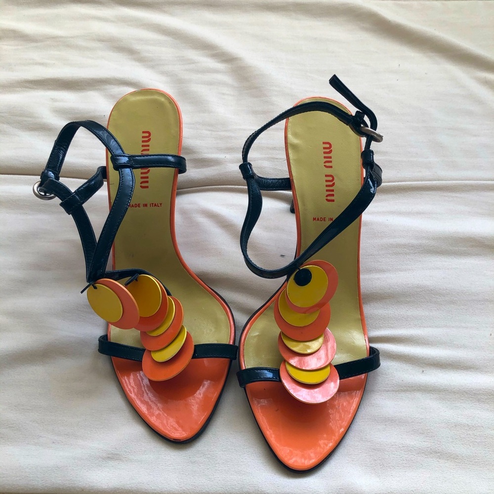 VINTAGE Miu Miu Heels 🧡💛